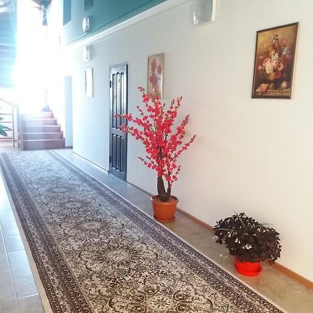 Guest House Arbat Cholpon-Ata Exterior photo