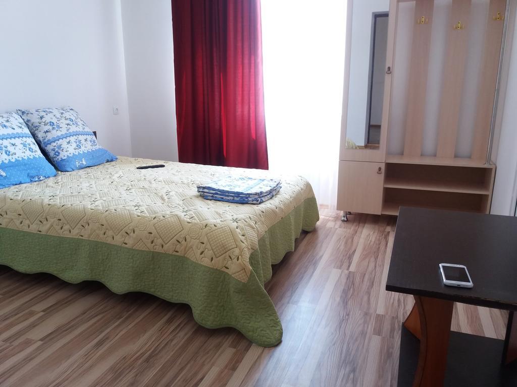 Guest House Arbat Cholpon-Ata Exterior photo
